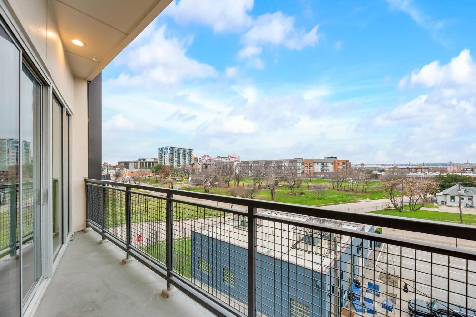 Cozy Loft Style 2Br I Gym I Parking I Workspace Dallas Zewnętrze zdjęcie